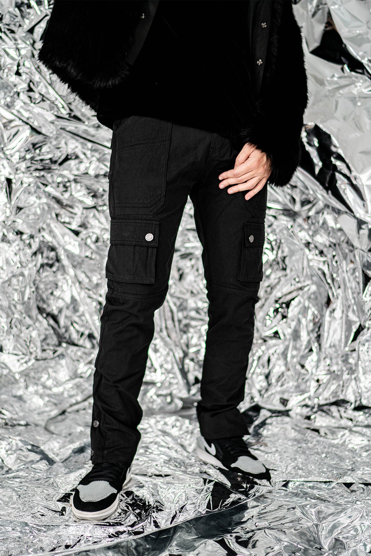 Front view of AKINGS Canvas Cargo Snap Pants with snap tanks