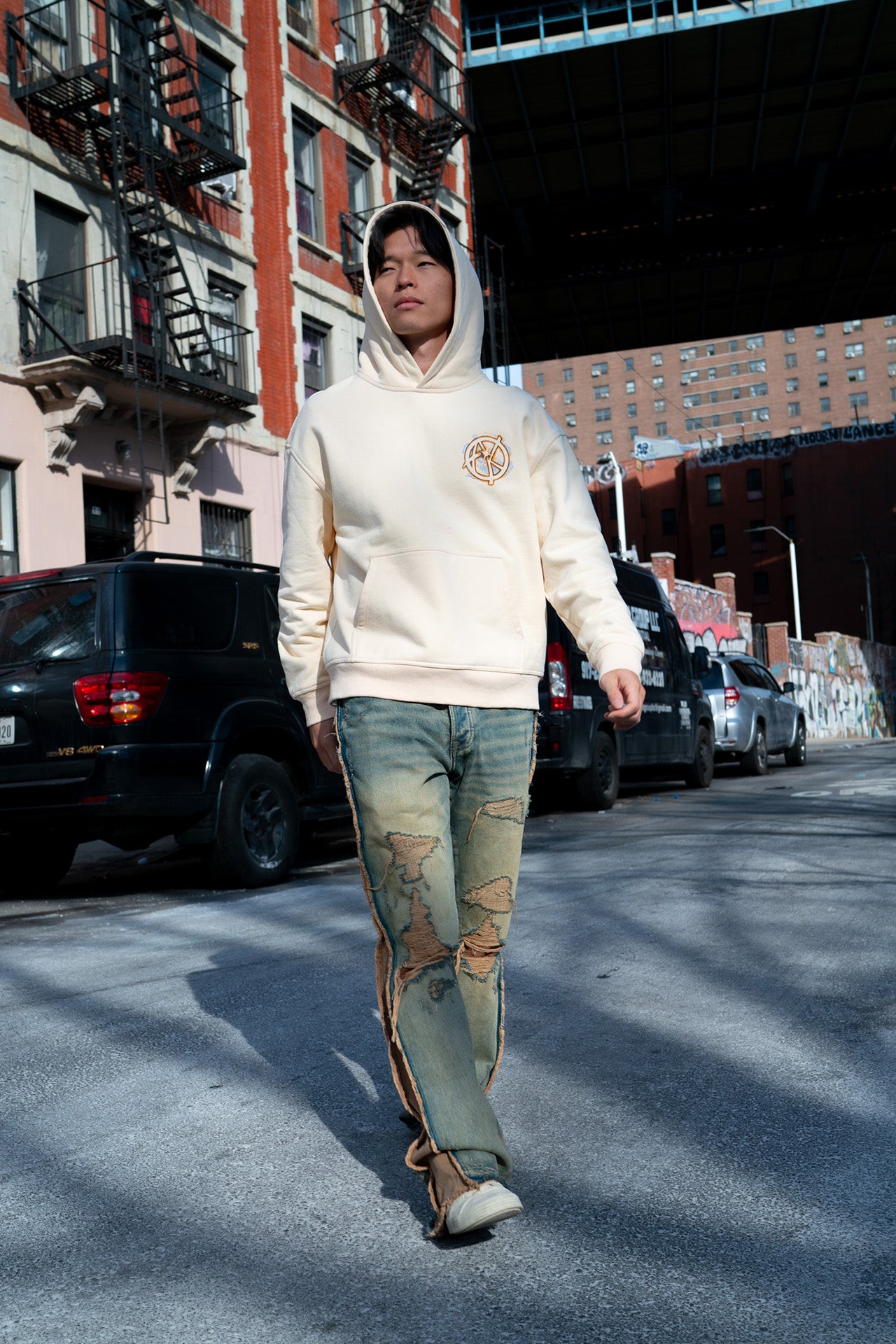 front view, distressed details