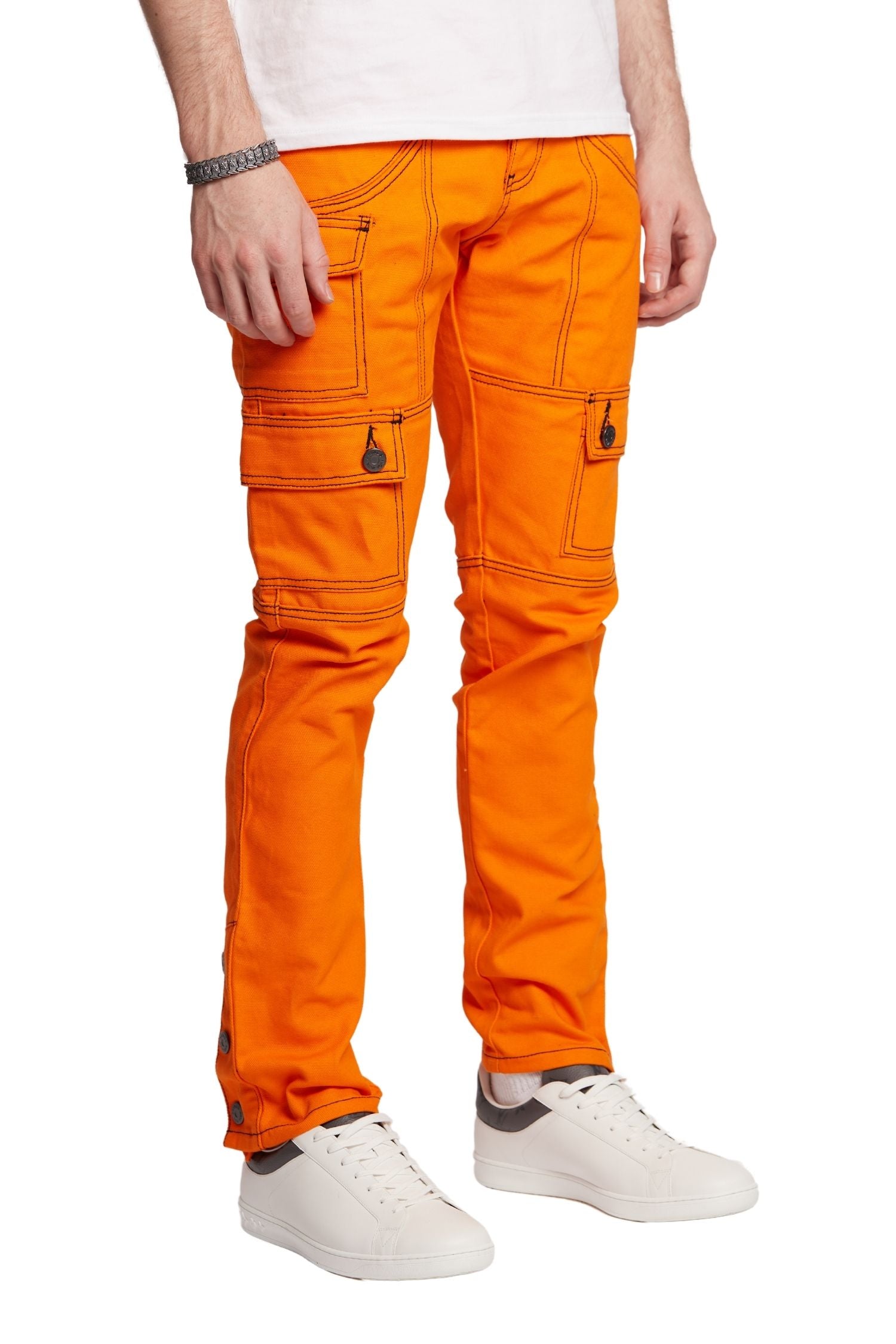 DETAIL OF SNAP CLOSUE ALONG LEG ON KYLE SNAP CARGO PANTS