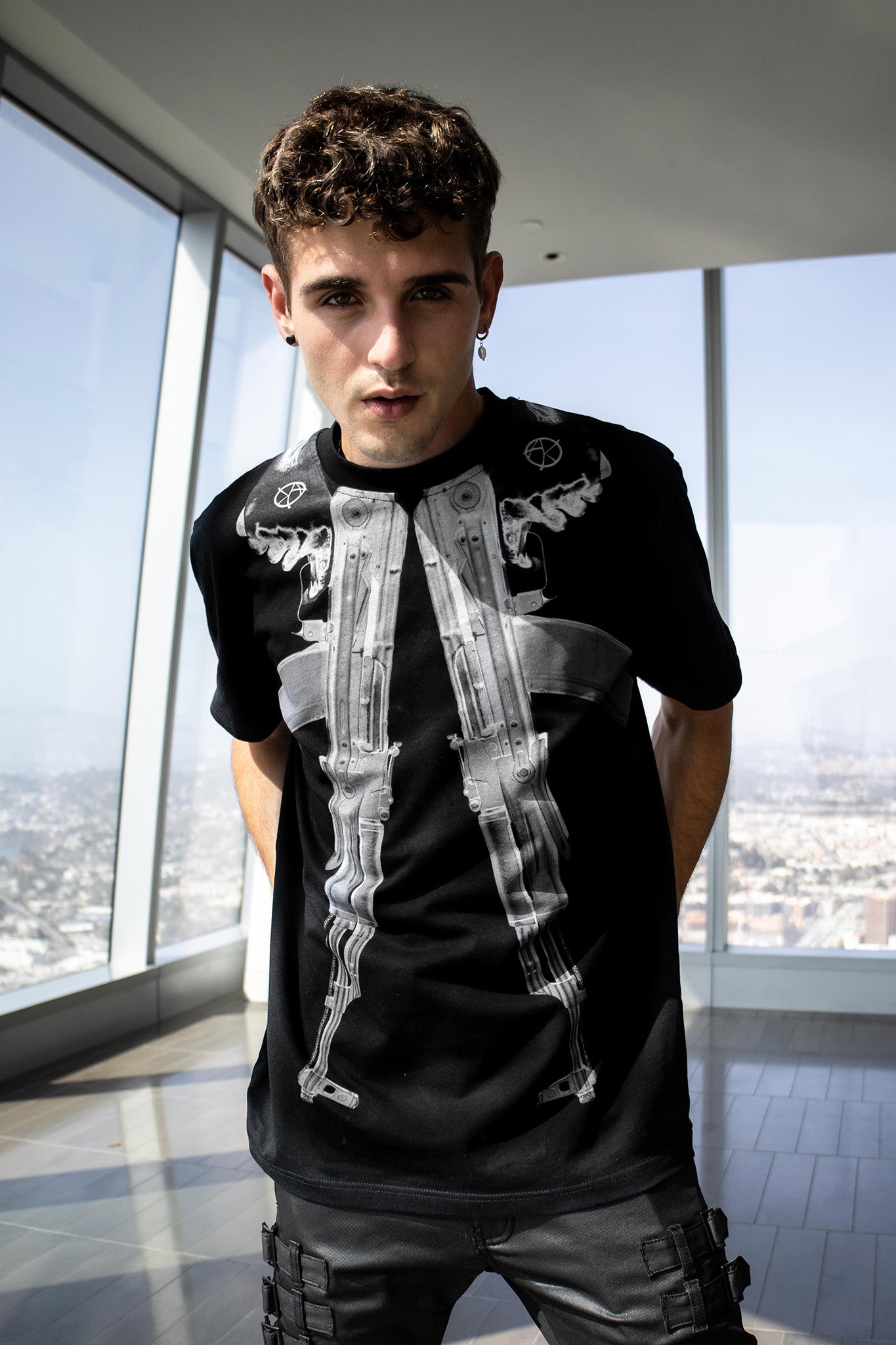 AKIMBO T-SHIRT - AKINGS