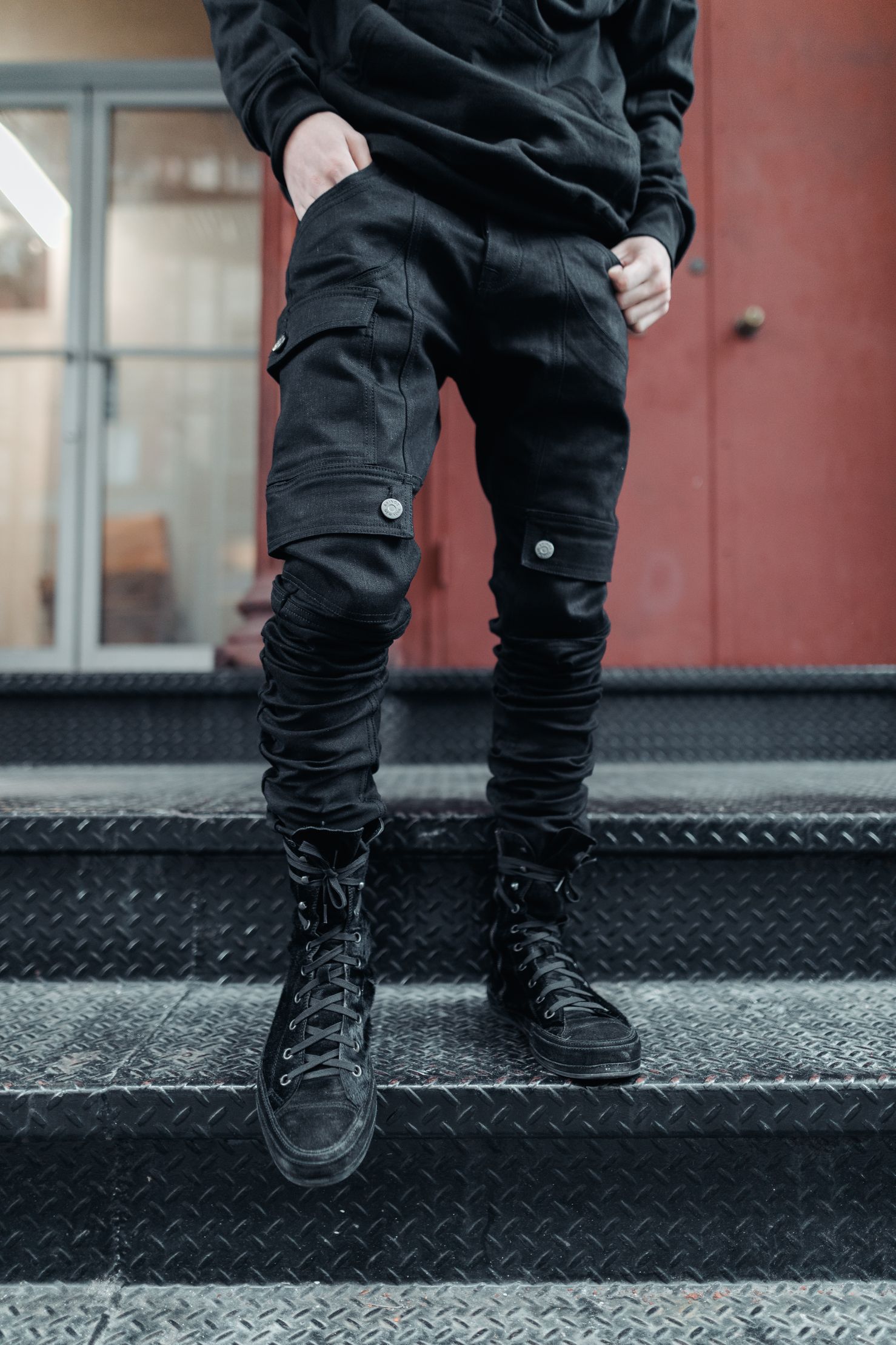 Model wearing size 32 of Kyle Jeans