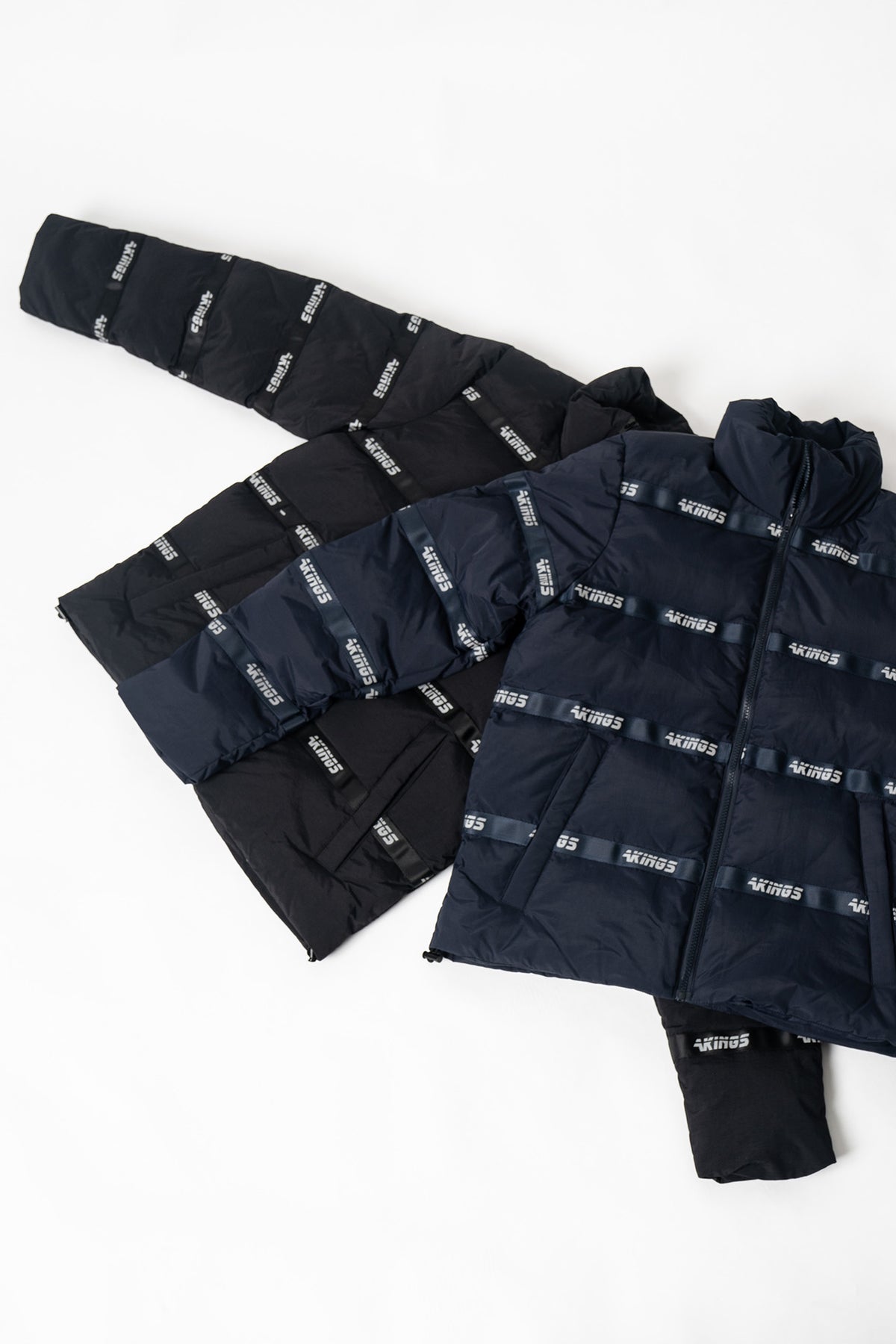 LOGO PUFFER JACKET NAVY IN BLACK AND BLUE