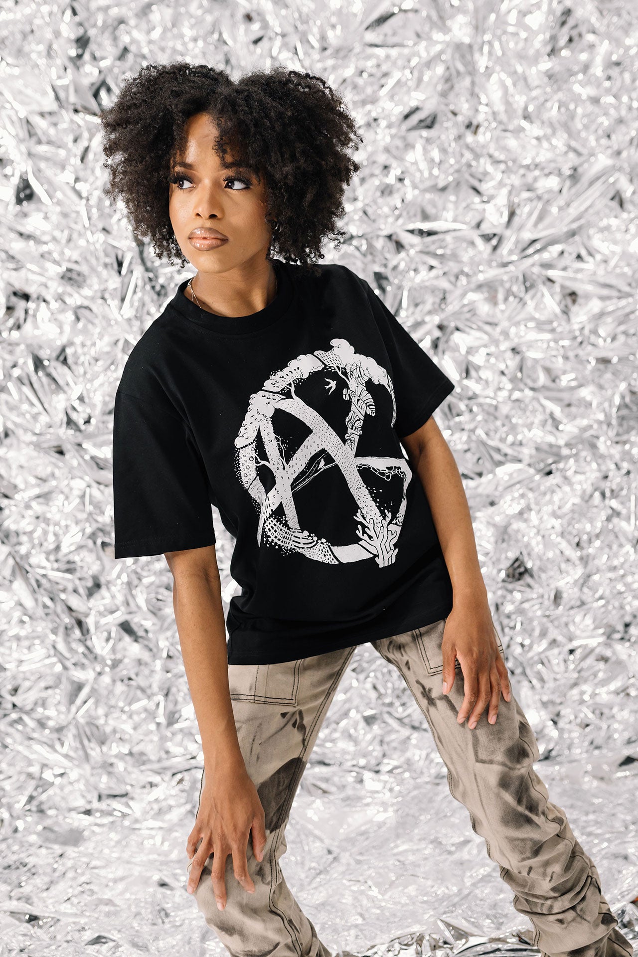 AKINGS Tree of Life T-Shirt, black color