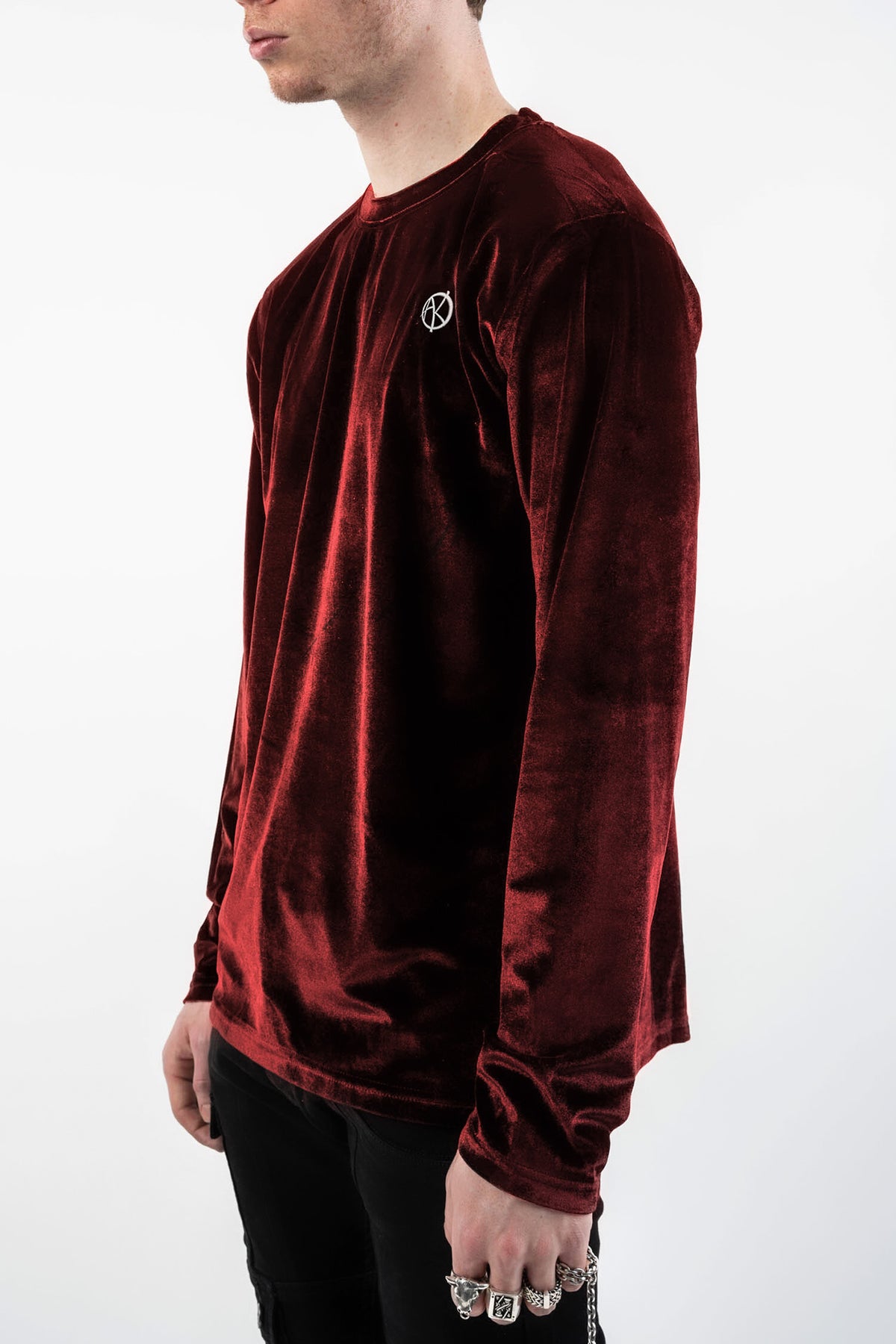 AK EMBLEM VELOUR LONG SLEEVE T SHIRT AKINGS