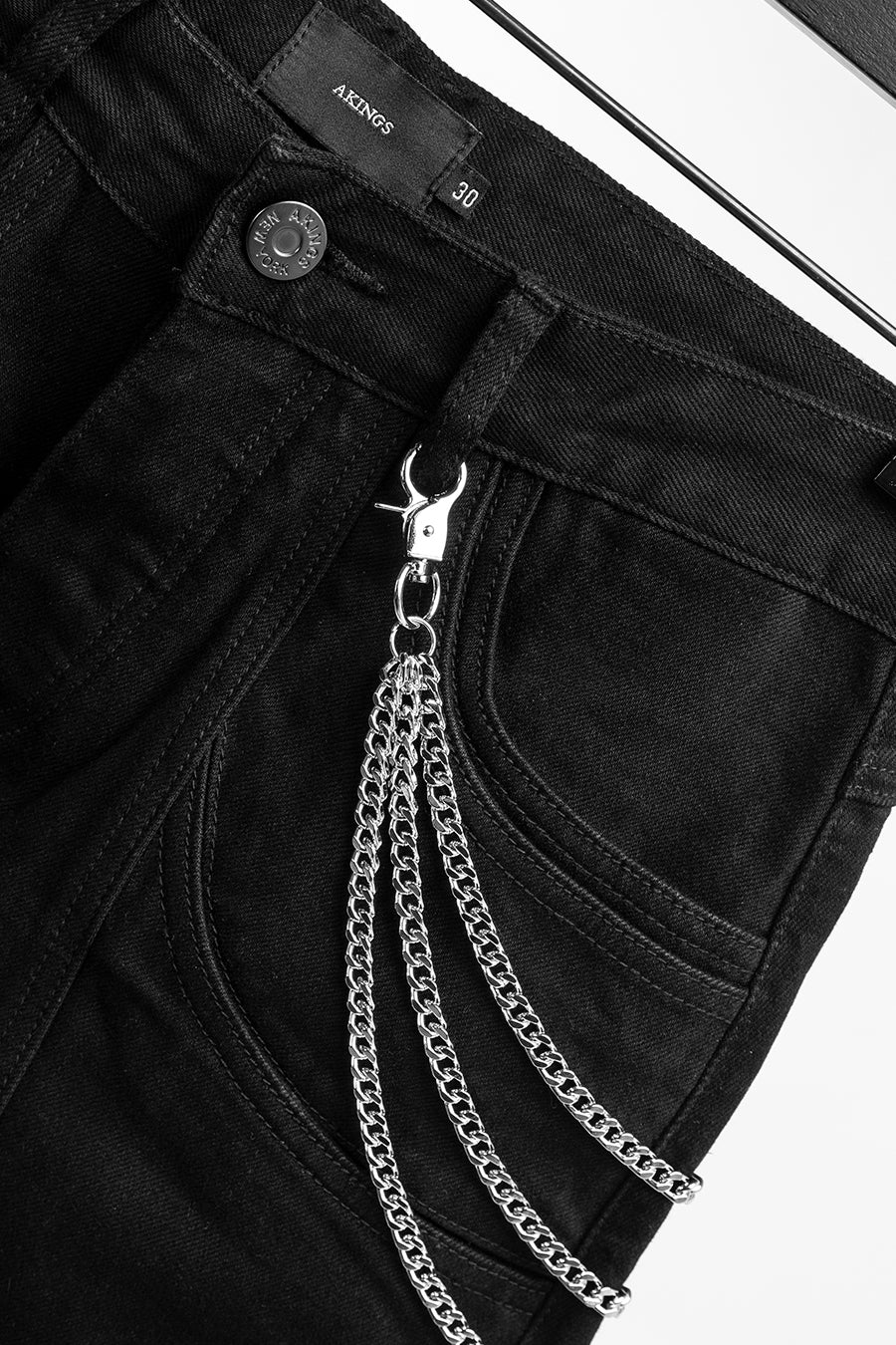 close up shot for TRIPLE PANTS CHAIN - AKINGS attached on jeans