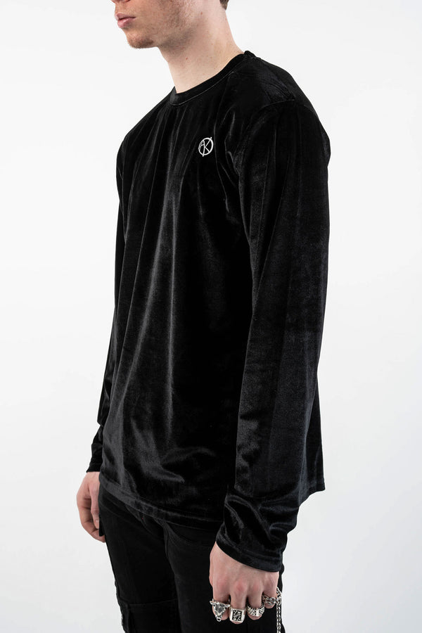 AK EMBLEM VELOUR LONG SLEEVE T-SHIRT | AKINGS