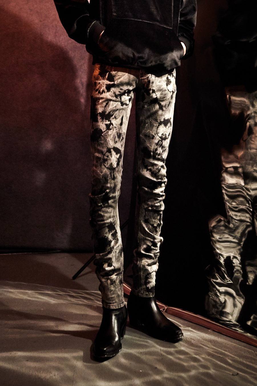 Front view of AKINGS ‘Jones’ Pants showing grey wash