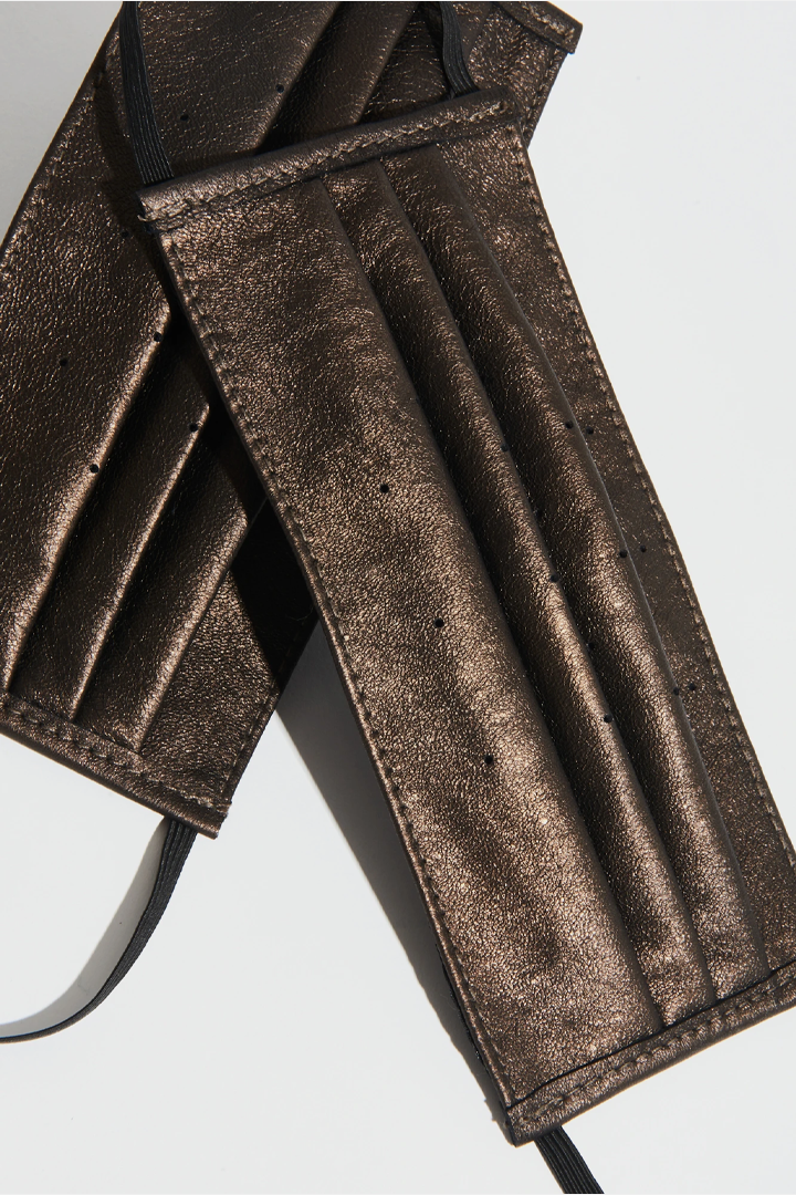 DUST GOLD FACE MASK - AKINGS