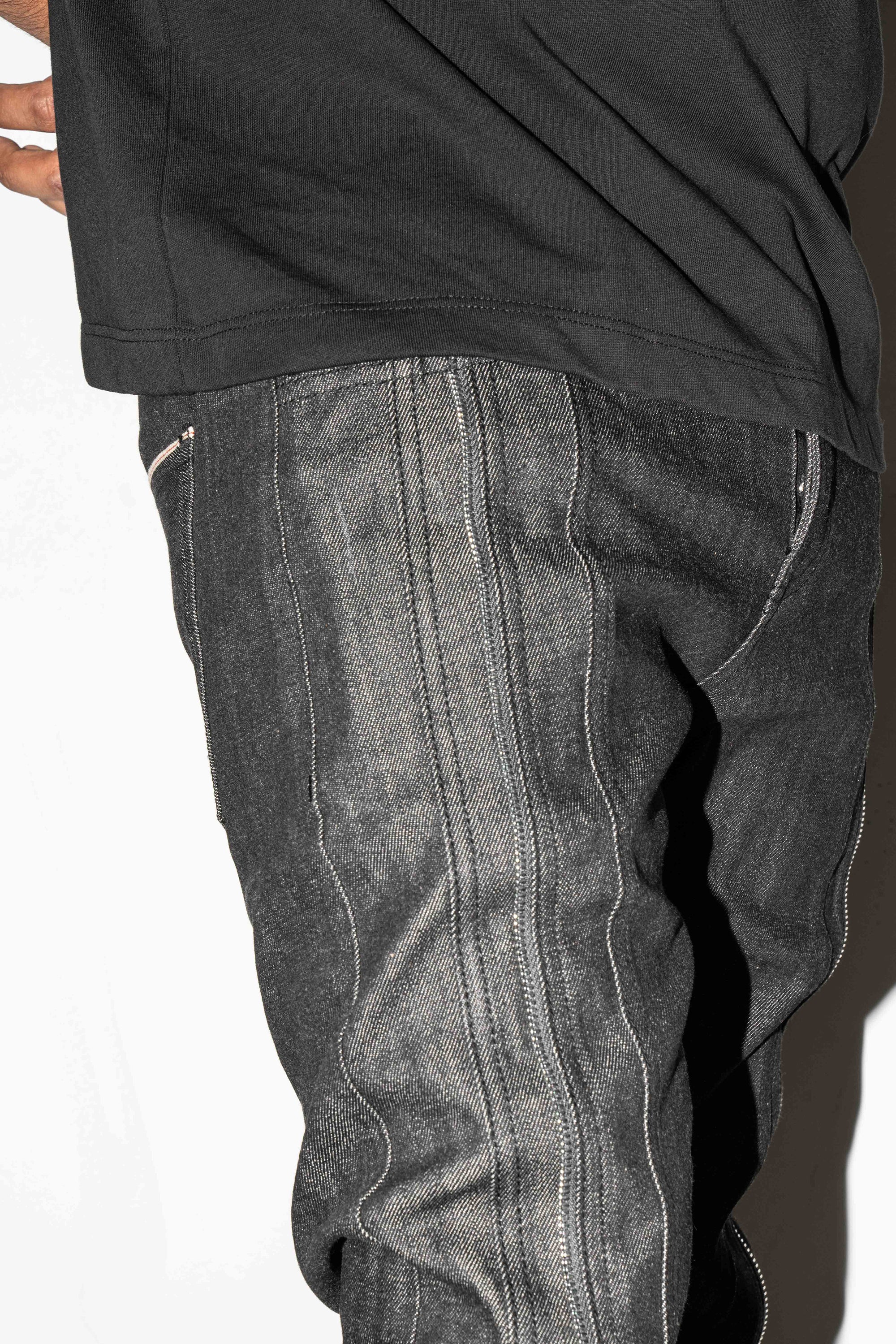 LEON STACKED JEANS