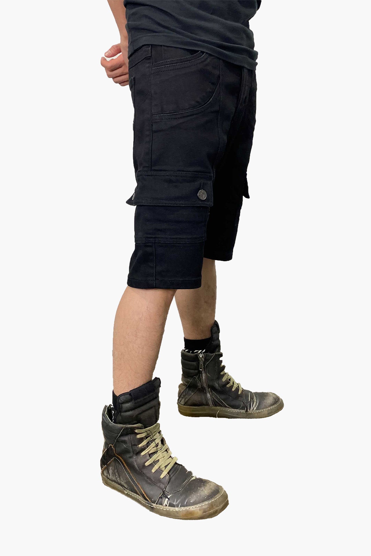 Front view, KYLE DENIM SHORTS