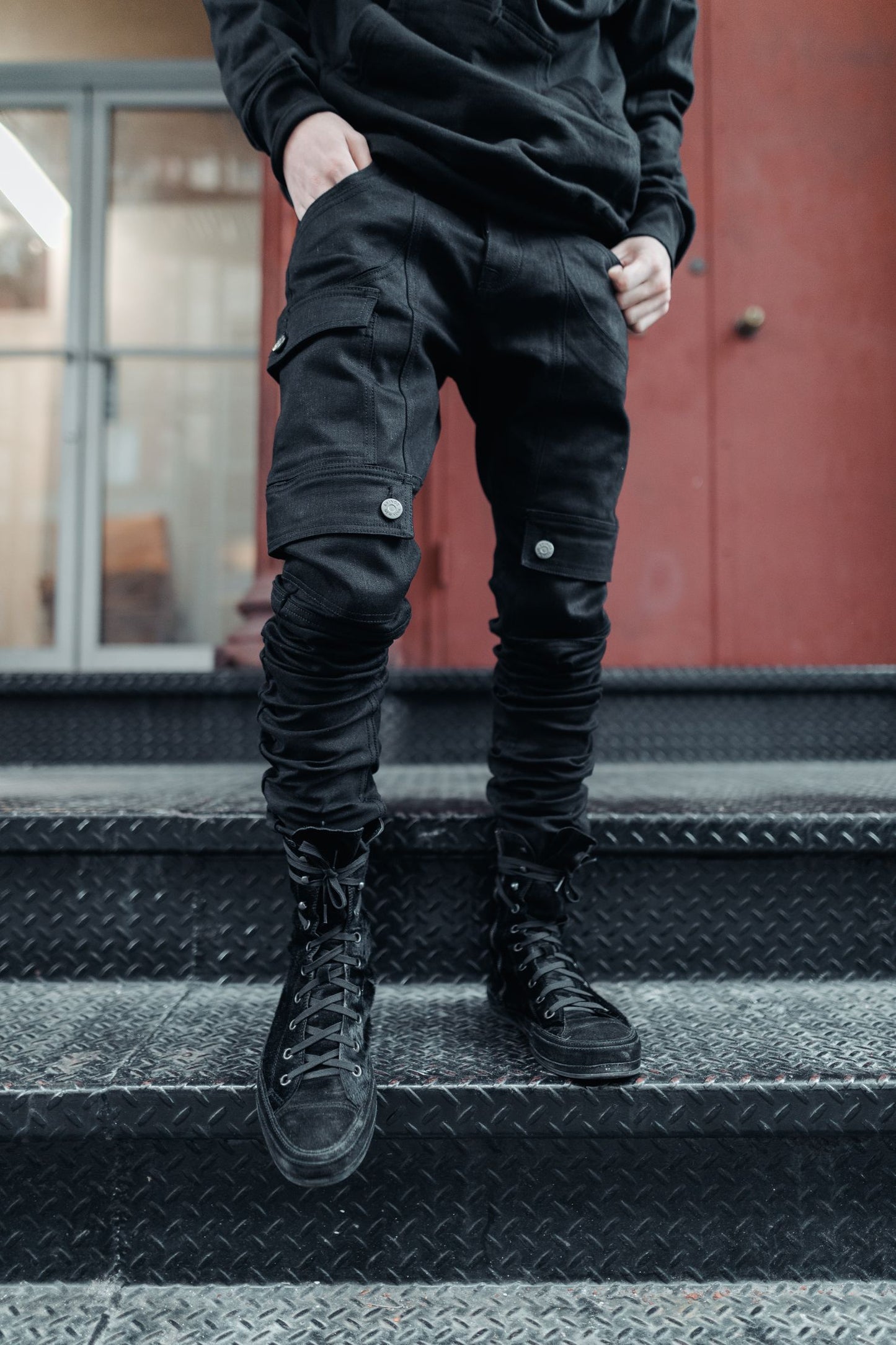 Model wearing size 32 of Kyle Jeans