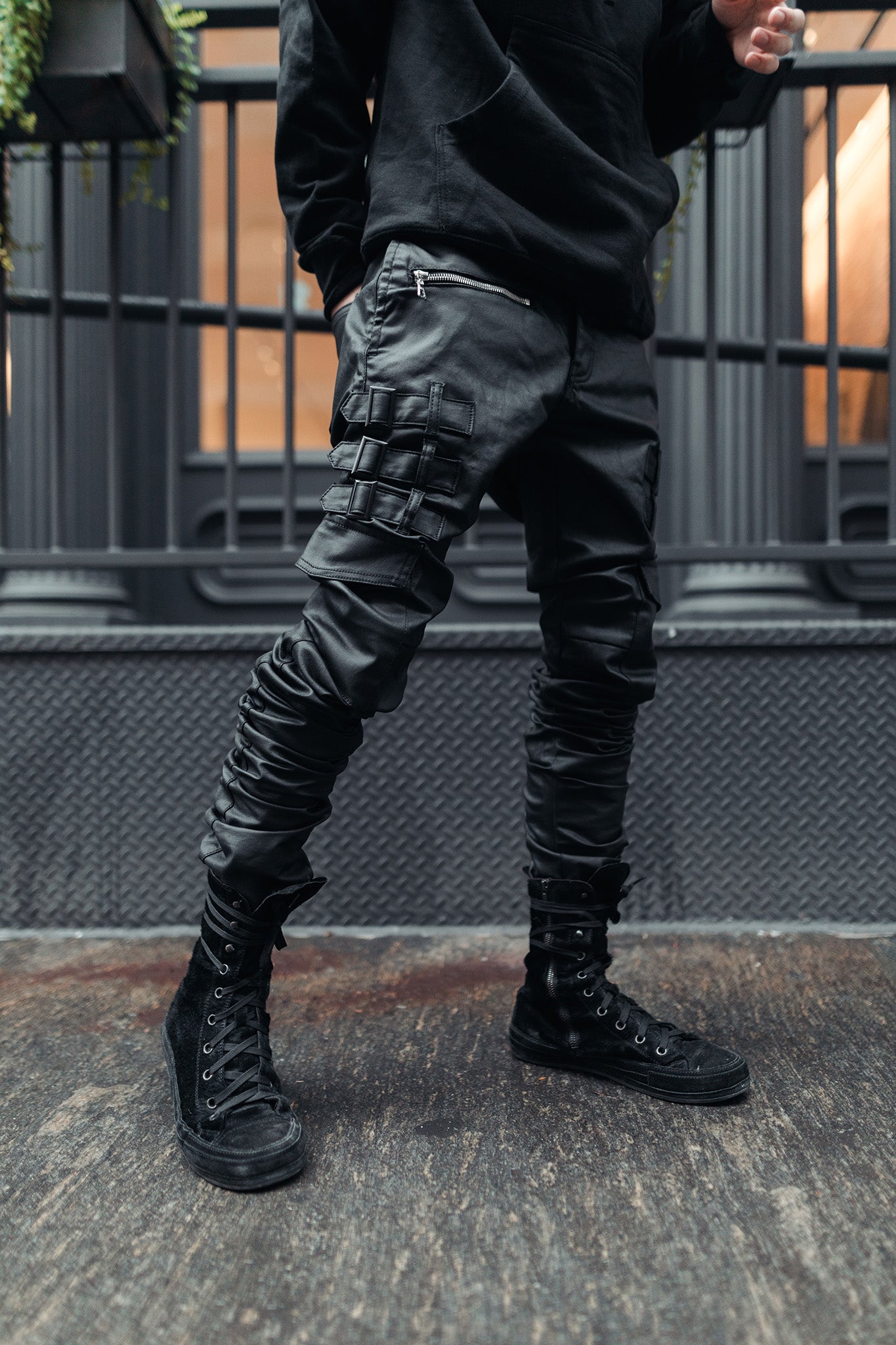 Slim fit cargo trousers Color black - RESERVED - 3335C-99X