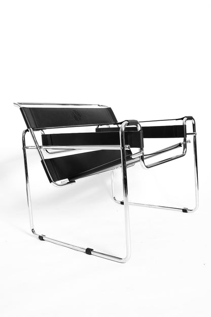 Side view AK WASSILY LEATHER CHAIR