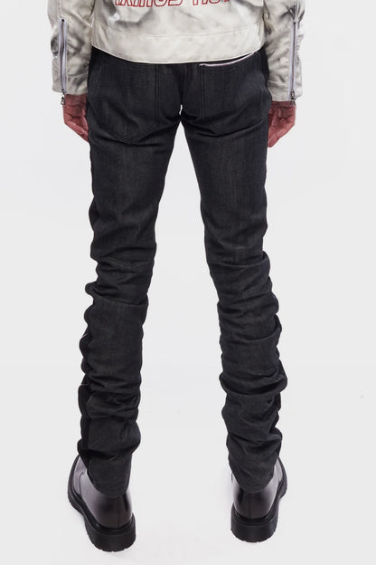 BACK VIEW OF JAMESON SHOWING BACK POCKETS